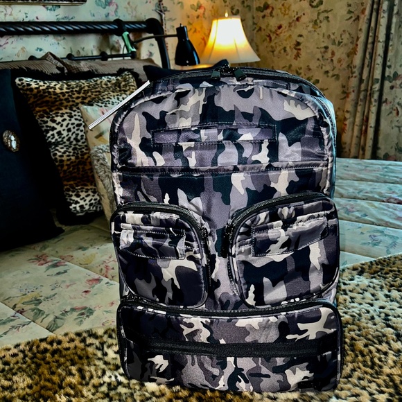 lug Handbags - Lug - Puddle Jumper Backpack NWT'S